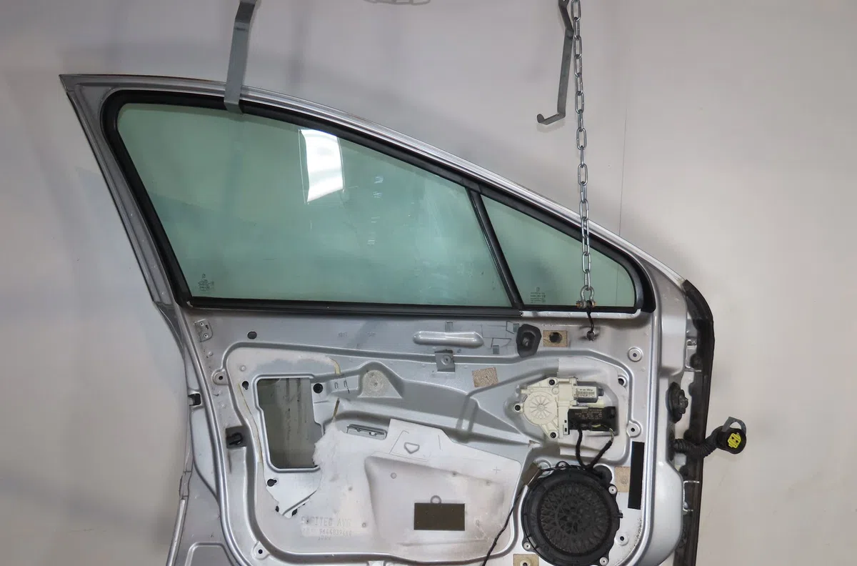 Porte avant gauche Peugeot 407 (6D_) 1.6 hdi 110 (6d9hzc, 6d9hyc) (2004-2010) occasion