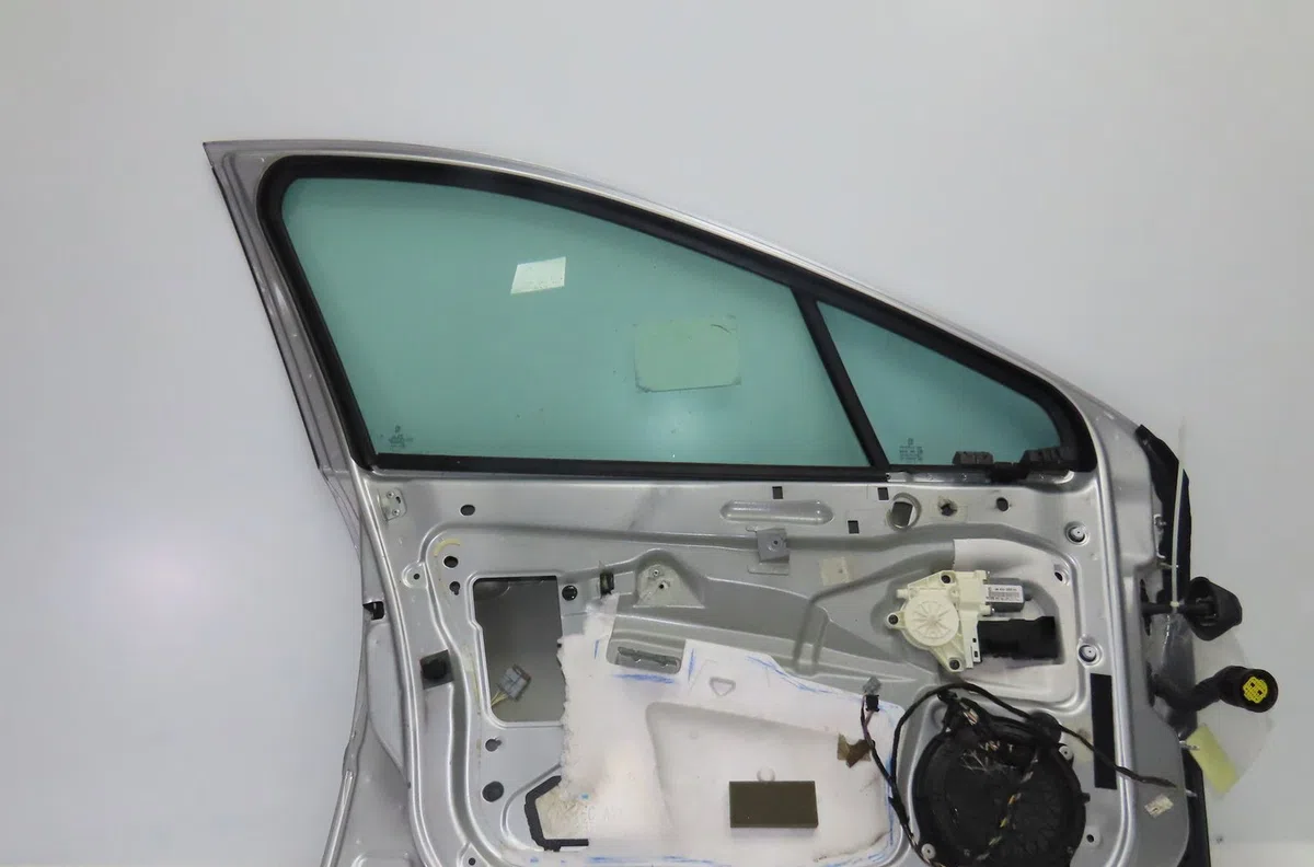 Porte avant gauche Peugeot 407 SW (6E_) 2.0 hdi (2008-2010) occasion