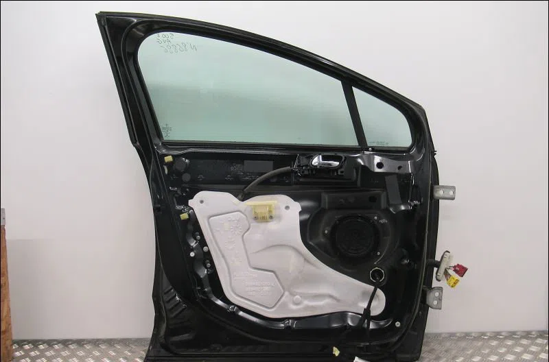 Porte avant gauche Peugeot 5008 (0U_, 0E_) 1.6 hdi (2010-2017) occasion