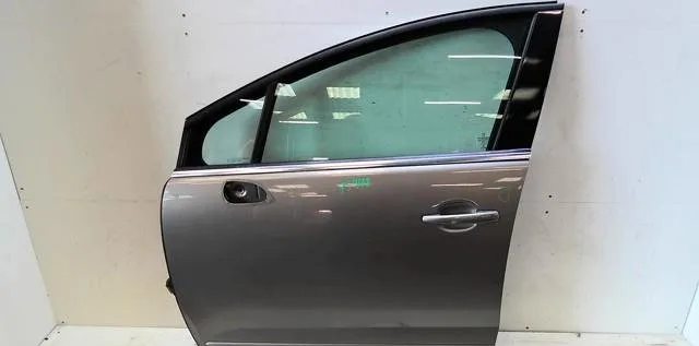 Porte avant gauche Peugeot 5008 (0U_, 0E_) 2.0 hdi 150 - bluehdi 150 (2009-2017) 5 portes occasion