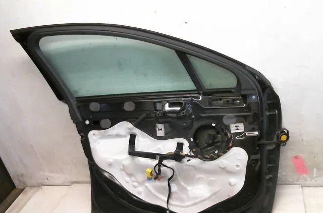 Porte avant gauche Peugeot 508 SW I (8E_) 2.0 hdi (2010-2018) occasion