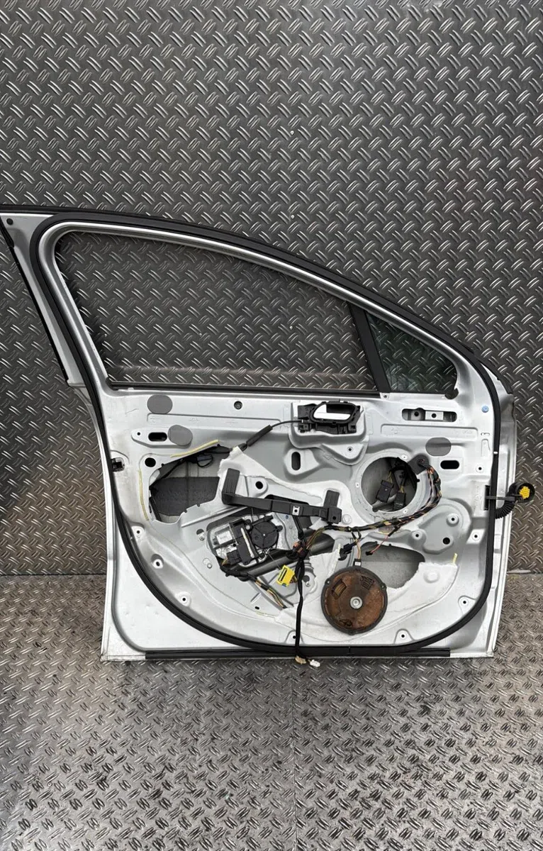 Porte avant gauche Peugeot 508 SW I (8E_) 2.2 hdi (2010-2018) occasion