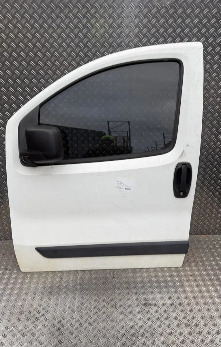 Porte avant gauche Peugeot BIPPER (AA_) 1.4 hdi (2008) 3 portes occasion