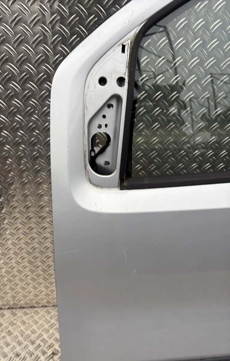 Porte avant gauche Peugeot BIPPER TEPEE 1.3 hdi 75 (2010) occasion