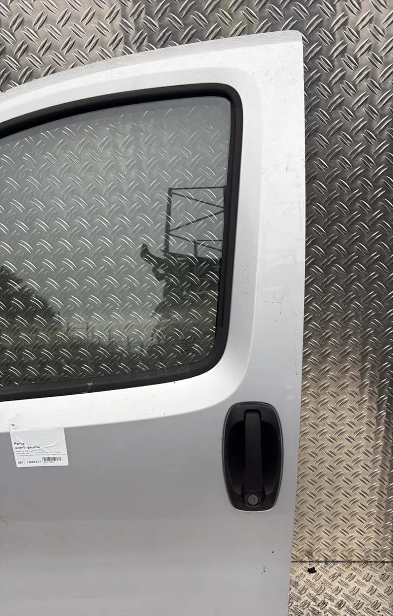 Porte avant gauche Peugeot BIPPER TEPEE 1.3 hdi 75 (2010) occasion