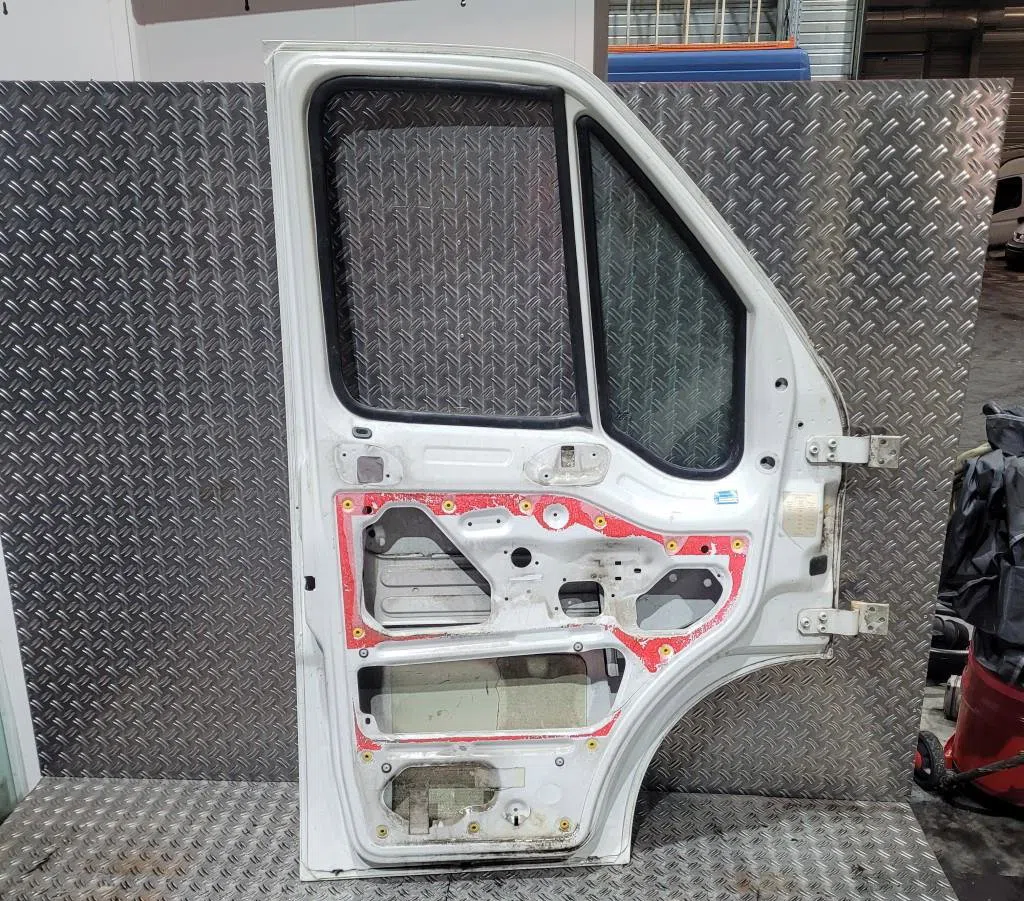Porte avant gauche Peugeot BOXER Camionnette (230L) 2.5 d (1994-2002) occasion