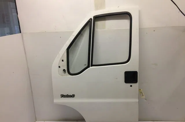 Porte avant gauche Peugeot BOXER Camionnette (230L) 2.5 td (1994-2002) occasion