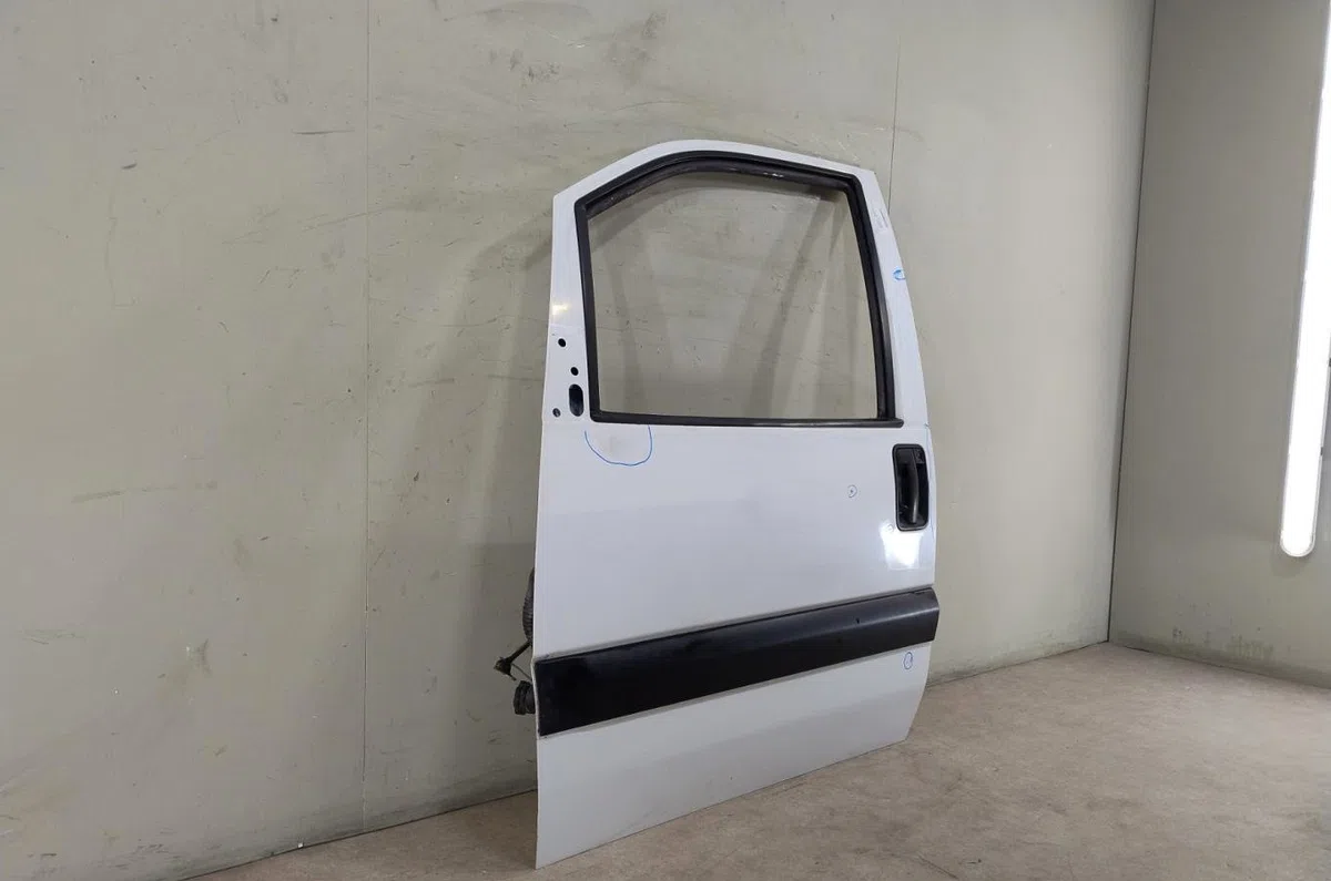 Porte avant gauche Peugeot EXPERT Camionnette (222) 2.0 hdi (2000-2006) occasion