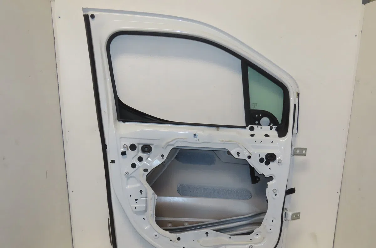 Porte avant gauche Peugeot PARTNER Camionnette-Monospace (K9) 1.5 bluehdi 100 (2019) occasion