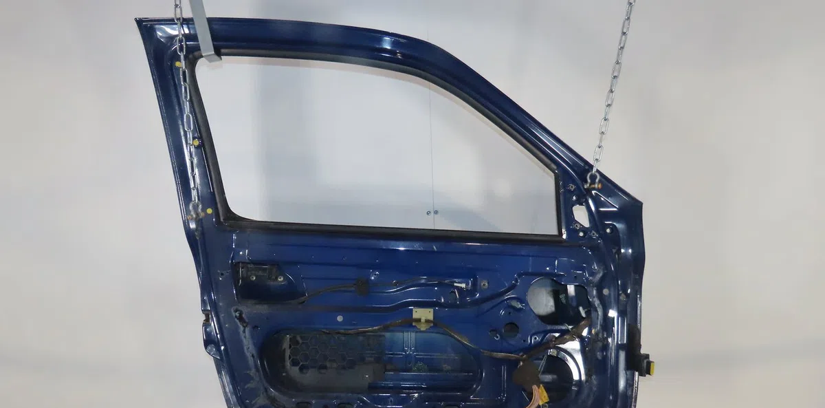 Porte avant gauche Renault CLIO II (BB_, CB_) 1.2 (bb0a, bb0f, bb10, bb1k, bb28, bb2d, bb2h, cb0a,... (1998-2010) 5 port