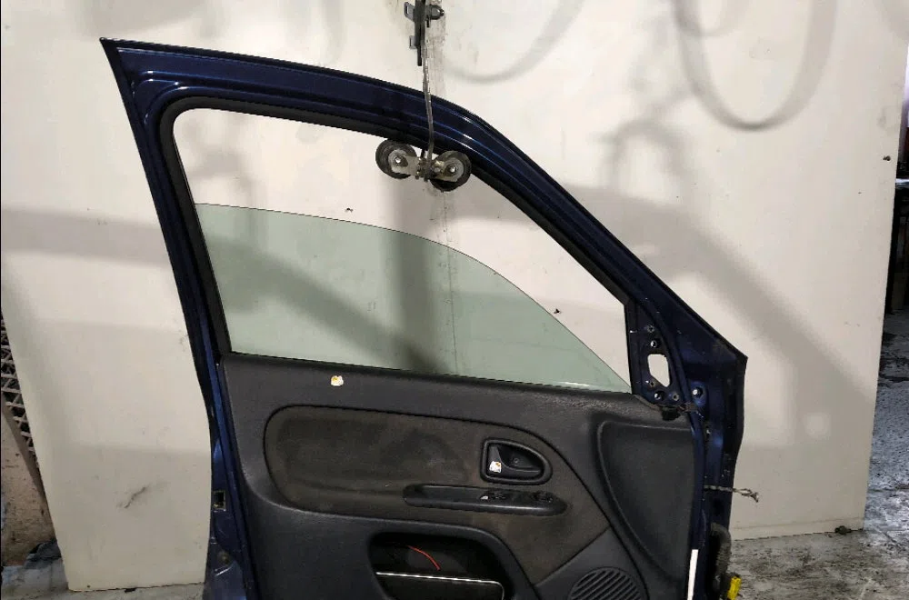 Porte avant gauche Renault CLIO II (BB_, CB_) 1.5 dci (b-cb07) (2001-2009) 3 portes occasion