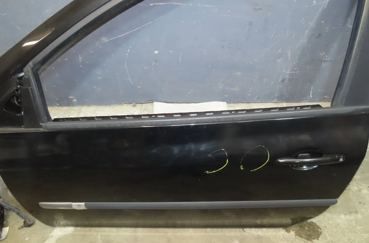 Porte avant gauche Renault CLIO III (BR0-1, CR0-1) 1.6 16v gt (br10, cr10) (2009-2014) 5 portes occasion