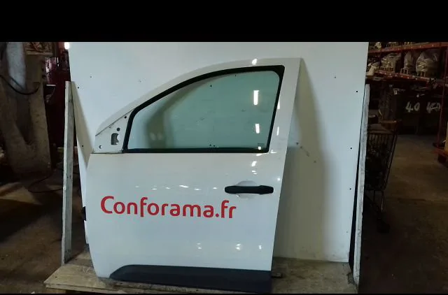 Porte avant gauche Renault EXPRESS Camionnette-Monospace 1.5 blue dci 95 (f6ab) (2021) occasion