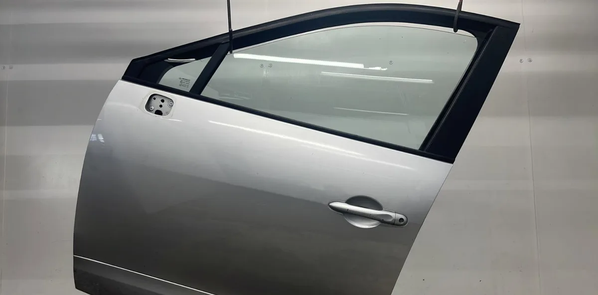 Porte avant gauche RENAULT GRAND SCENIC 3 PHASE 1 occasion