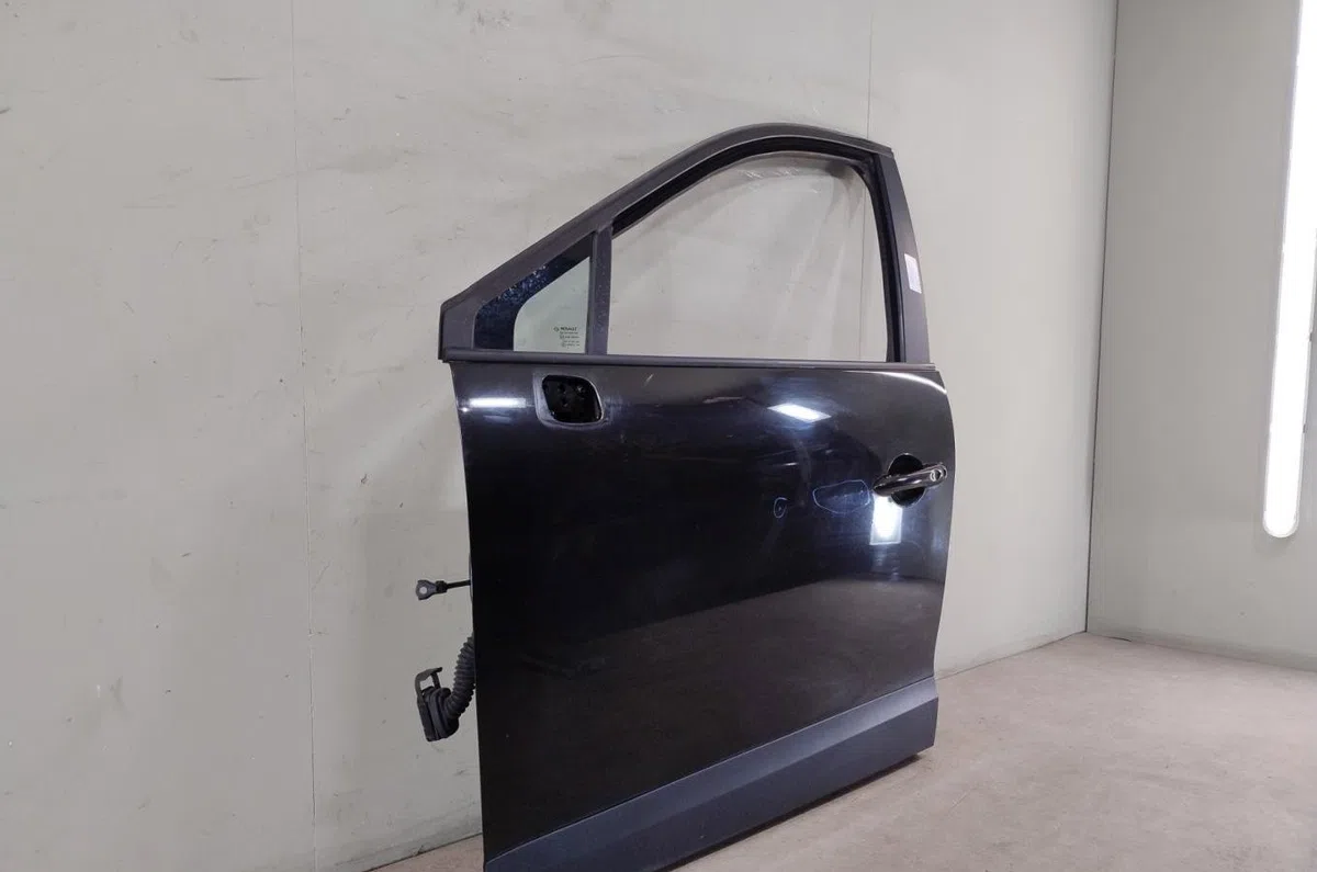 Porte avant gauche Renault GRAND SCÉNIC III (JZ0-1_) 1.6 16v (jz0u) (2009) occasion