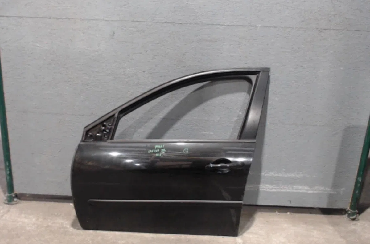 Porte avant gauche RENAULT LAGUNA 3  LAGUNA 3 PHASE 1 BREAK occasion