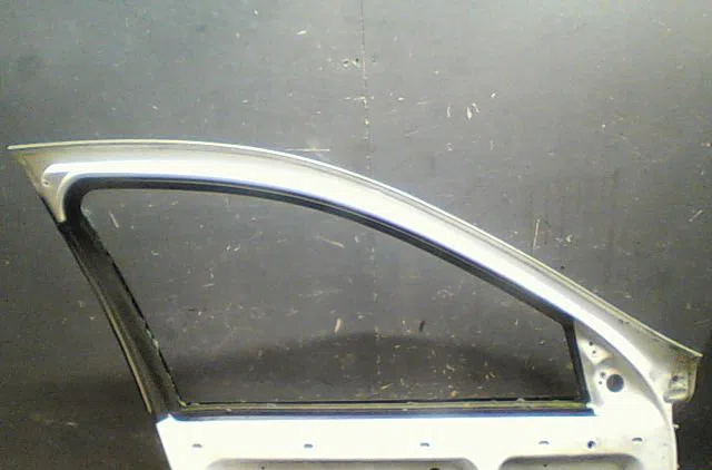 Porte avant gauche Renault LAGUNA II (BG0-1_) 1.9 dci (2001-2007) occasion