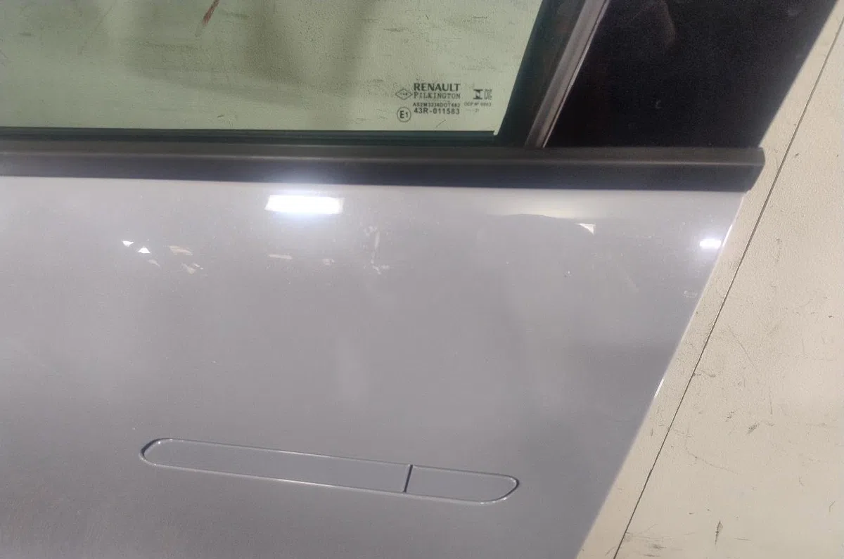 Porte avant gauche RENAULT MEGANE 5  0 occasion