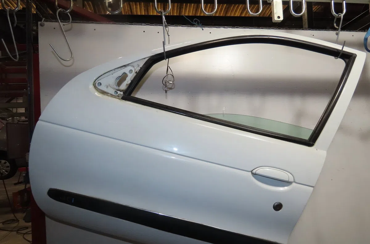 Porte avant gauche Renault MEGANE I Classic (LA0-1_) 1.9 dci (la05, la1f) (2001-2003) occasion
