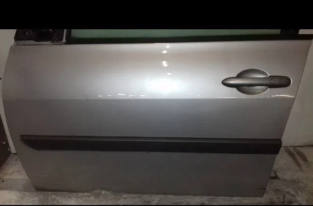 Porte avant gauche Renault MEGANE II (BM0-1_, CM0-1_) 1.9 dci (2005-2009) occasion
