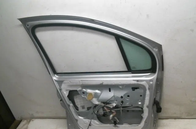 Porte avant gauche Renault MODUS - GRAND MODUS (F-JP0_) 1.2 (jp0s) (2004) occasion