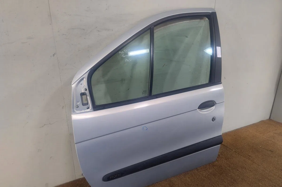 Porte avant gauche Renault SCÉNIC I Monospace (JA0-1_, FA0_) 1.6 (ja00, ja16, ja15, ja19, ja1v, ja2b, ja2c, ja0b,... (19