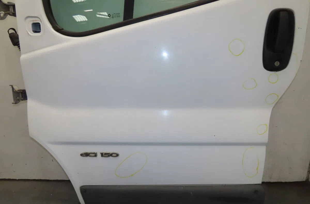 Porte avant gauche Renault TRAFIC II Camionnette (FL) 2.5 dci 145 (fl0j) (2006) occasion