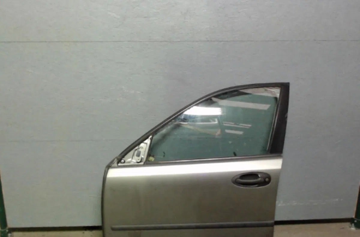 Porte avant gauche Saab 9-3 (YS3F, E79, D79, D75) 2.2 tid (2002-2015) occasion