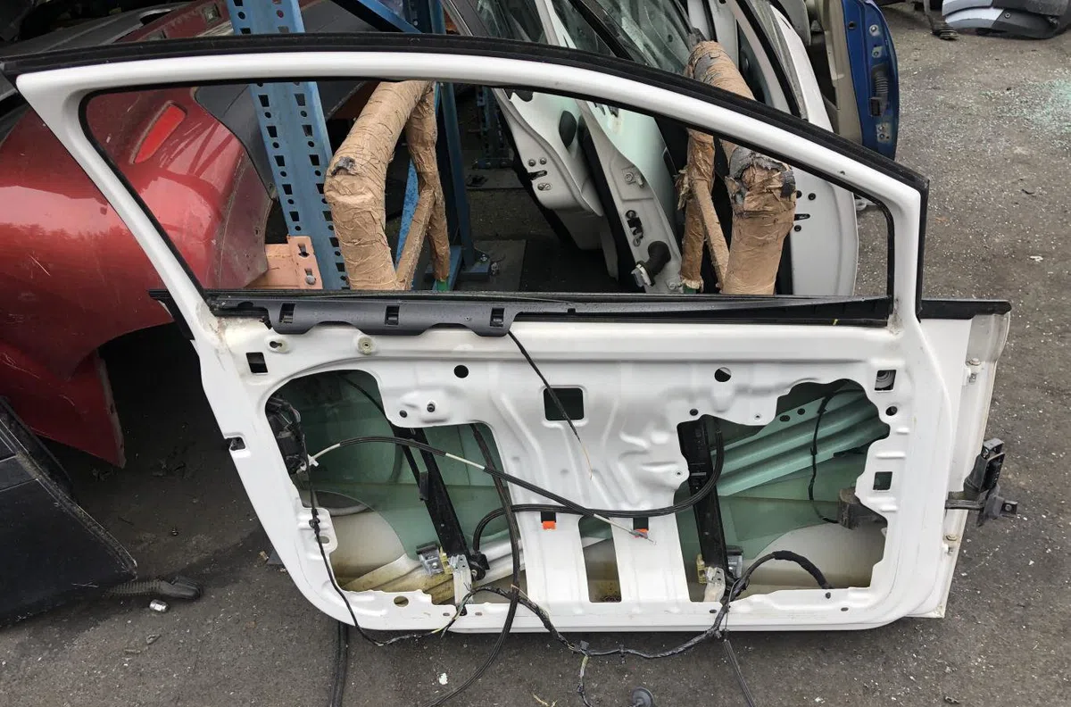 Porte avant gauche Seat IBIZA IV SC (6J1, 6P5) 1.9 tdi (2008-2010) occasion