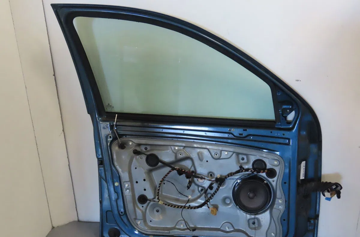 Porte avant gauche Skoda FABIA I (6Y2) 1.2 (2001-2007) occasion