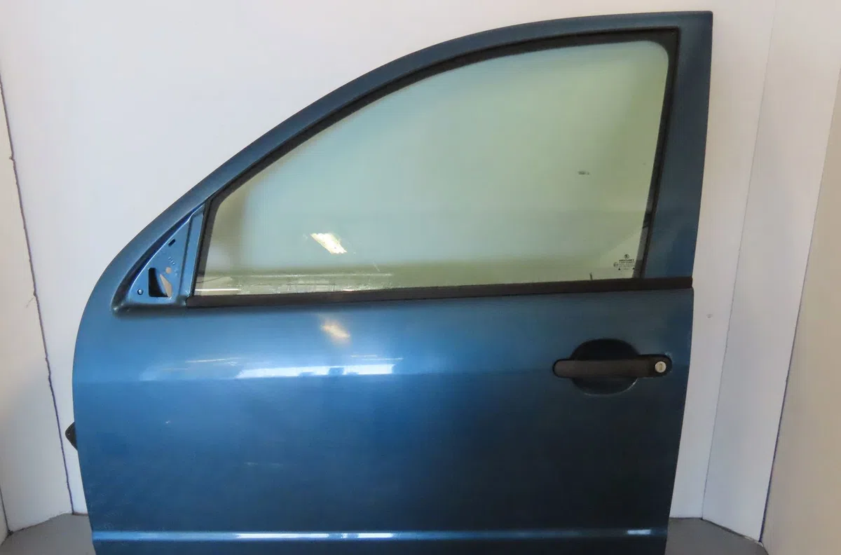 Porte avant gauche Skoda FABIA I (6Y2) 1.2 (2001-2007) occasion