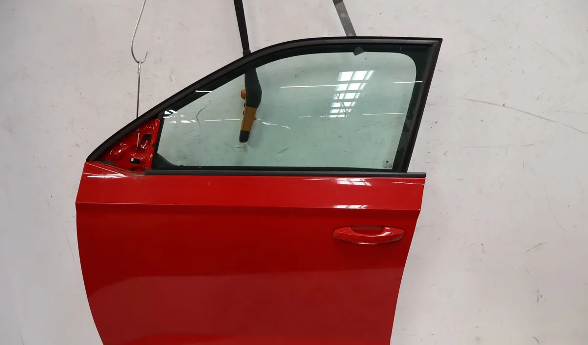 Porte avant gauche Skoda FABIA III (NJ3) 1.0 (2014-2021) occasion