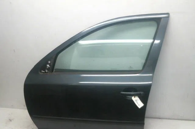 Porte avant gauche Skoda OCTAVIA II (1Z3) 2.0 tdi (2010-2013) occasion