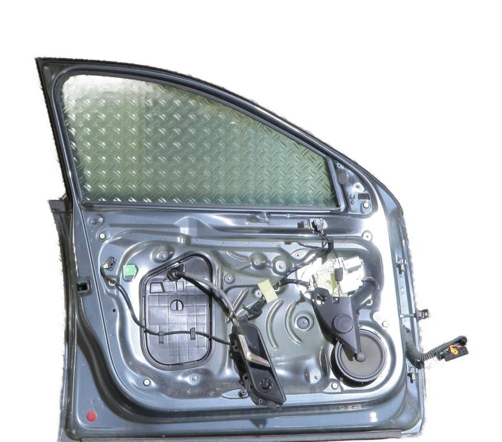 Porte avant gauche Skoda RAPID Spaceback (NH1) 1.4 tdi (2015-2019) occasion