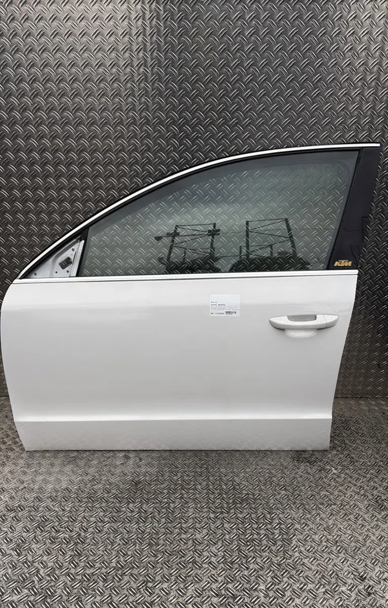 Porte avant gauche Skoda SUPERB II (3T4) 1.4 tsi (2008-2015) occasion