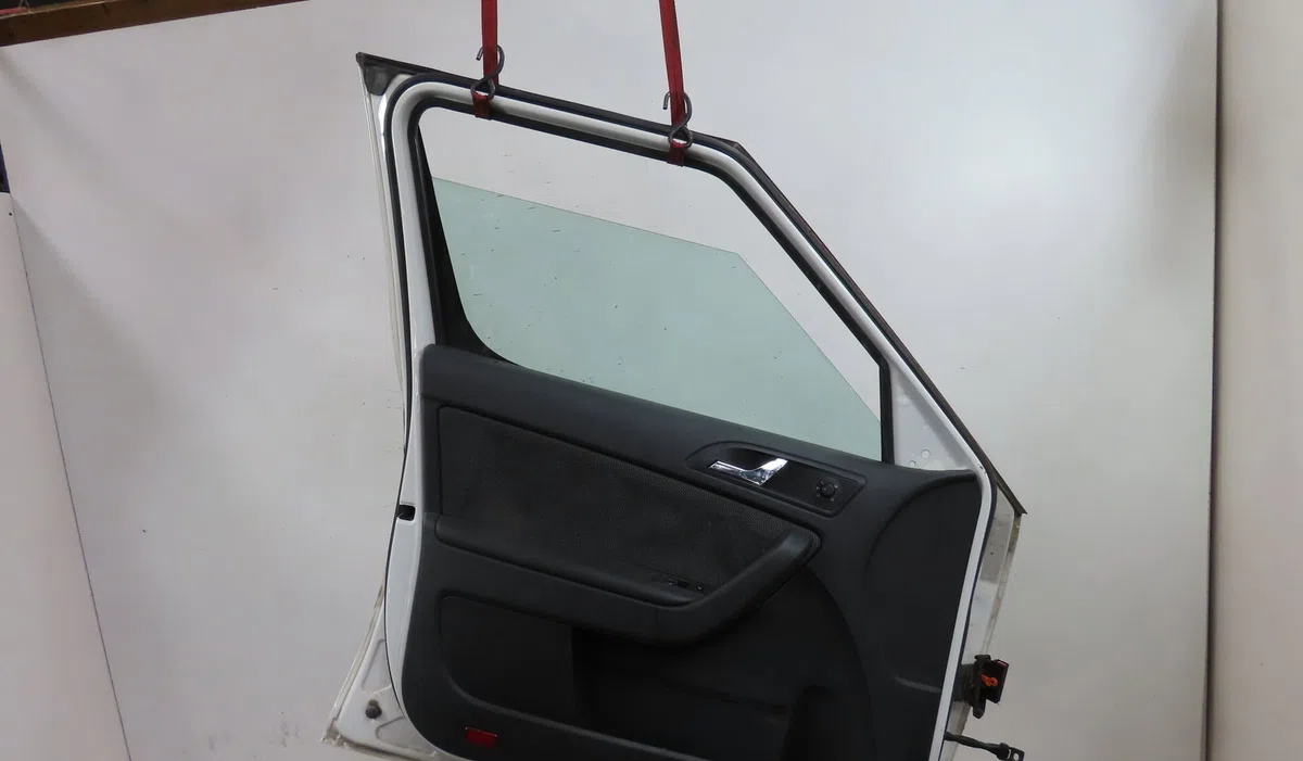 Porte avant gauche Skoda YETI (5L) 2.0 tdi (2011-2017) occasion