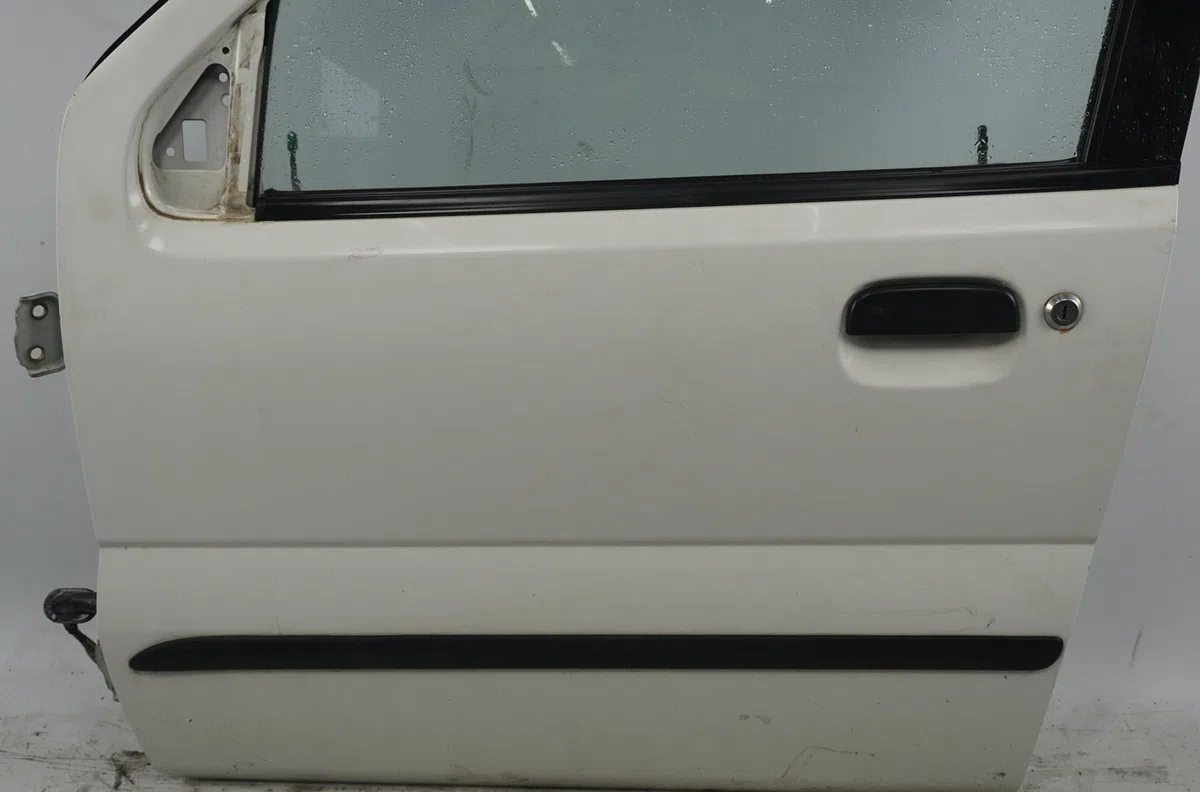 Porte avant gauche Suzuki IGNIS I (FH) 1.3 4wd (rg413) (2000-2003) occasion