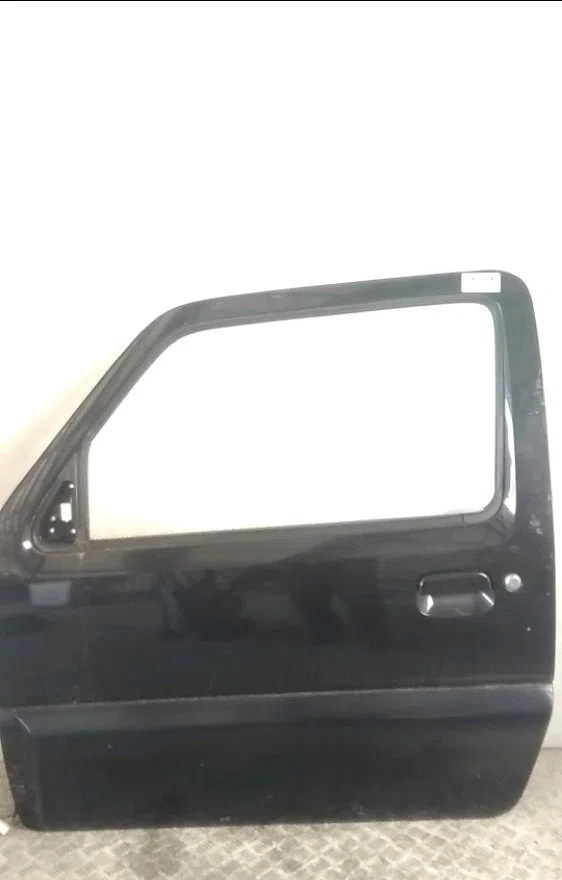 Porte avant gauche Suzuki JIMNY Véhicule tout terrain fermé (SN) 1.5 ddis 4x4 (2005) 3 portes occasion