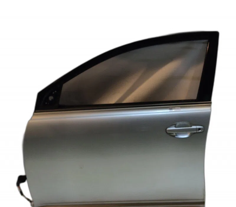 PORTE AVANT GAUCHE TOYOTA AVENSIS 6700205050