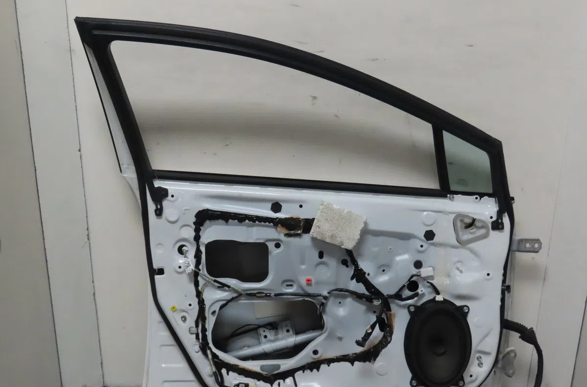 Porte avant gauche Toyota AVENSIS Break (_T27_) 1.6 d4-d (wwt270_) (2015-2018) occasion
