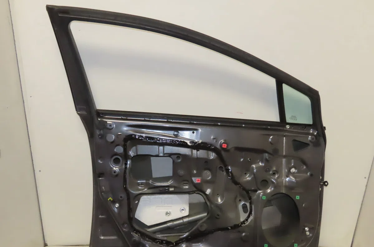 Porte avant gauche Toyota AVENSIS Break (_T27_) 2.0 d-4d (adt270_) (2011-2018) occasion