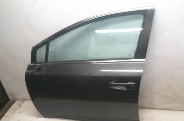 Porte avant gauche Toyota AVENSIS Break (_T27_) 2.2 d-4d (adt271_) (2008-2018) occasion