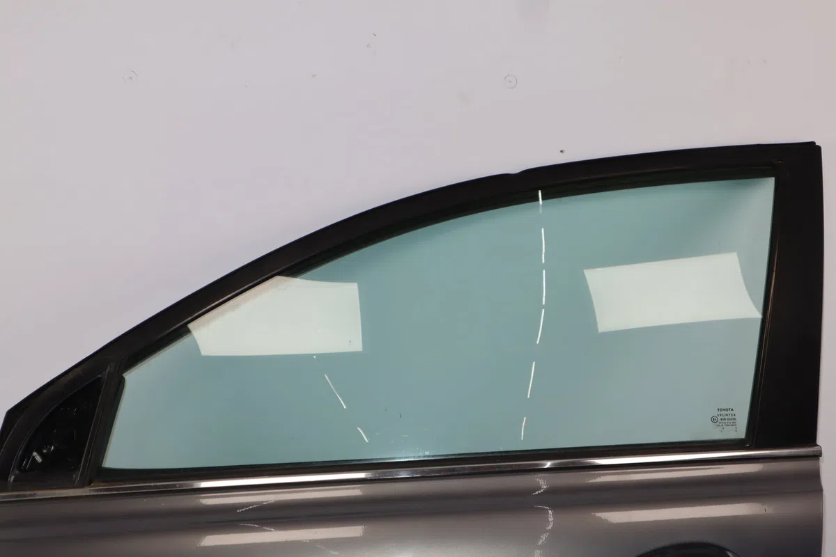 Porte avant gauche Toyota AVENSIS (_T25_) 2.0 d-4d (cdt250_) (2003-2008) occasion