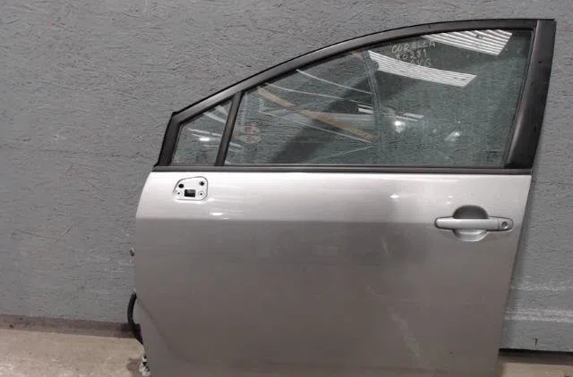 Porte avant gauche TOYOTA COROLLA VERSO 2  COROLLA VERSO 2 PHASE 2 occasion