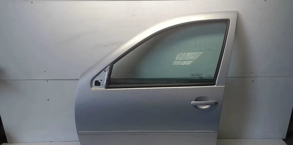 Porte avant gauche Volkswagen BORA I (1J2) 2.0 (1998-2013) occasion