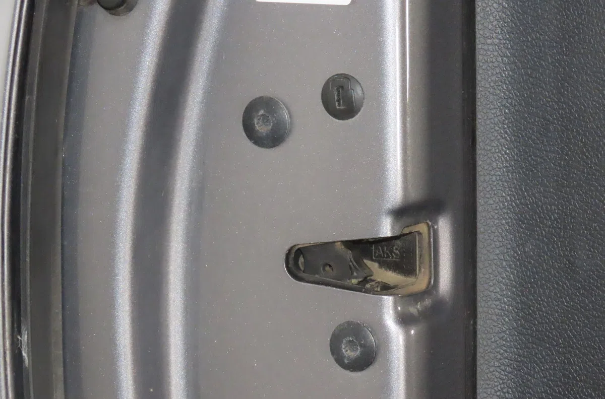 Porte avant gauche Volkswagen GOLF VI (5K1) 1.6 tdi (2009-2012) 5 portes occasion
