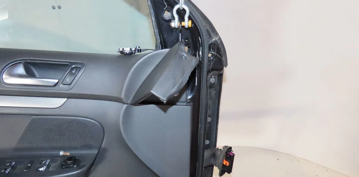 Porte avant gauche Volkswagen JETTA III (1K2) 1.9 tdi (2005-2010) occasion