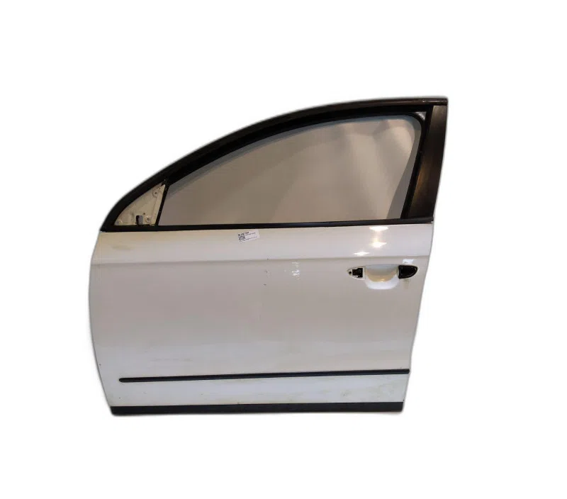 PORTE AVANT GAUCHE VOLKSWAGEN PASSAT 3C4831055J