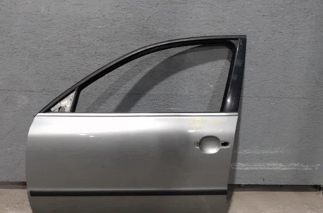 Porte avant gauche VOLKSWAGEN PASSAT 4  PASSAT 4 PHASE 2 occasion