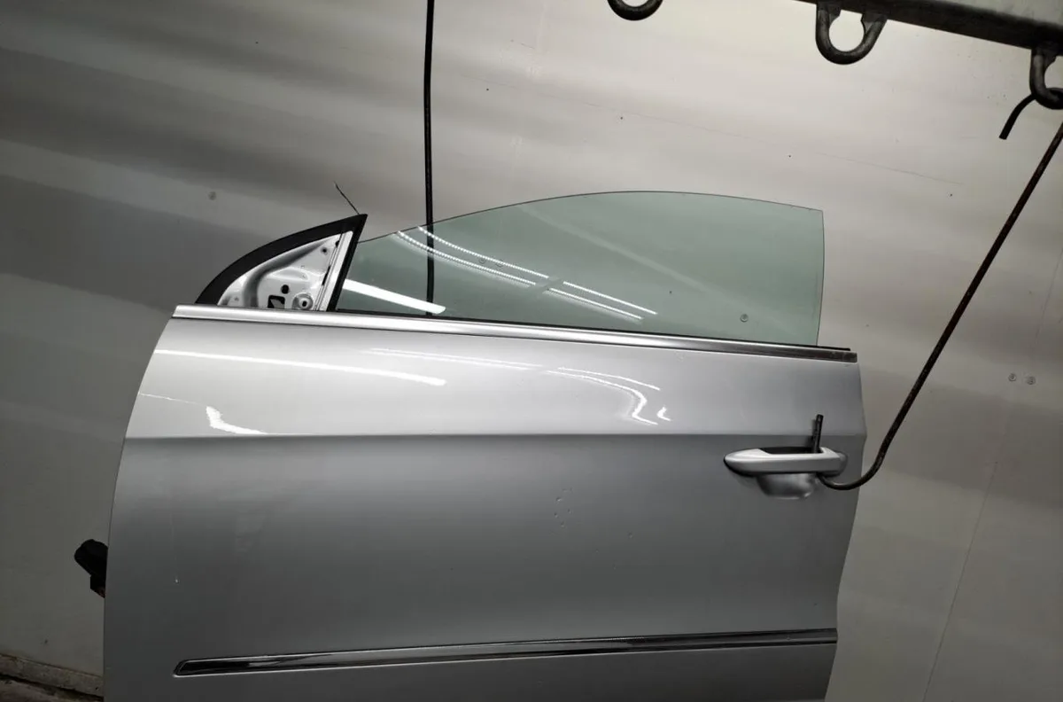 Porte avant gauche VOLKSWAGEN PASSAT 6 occasion